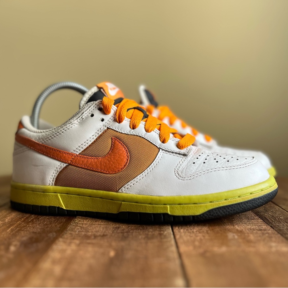 Vintage 2008 Nike Dunk Low, Womens 7, White Orange Blaze Shock Orange